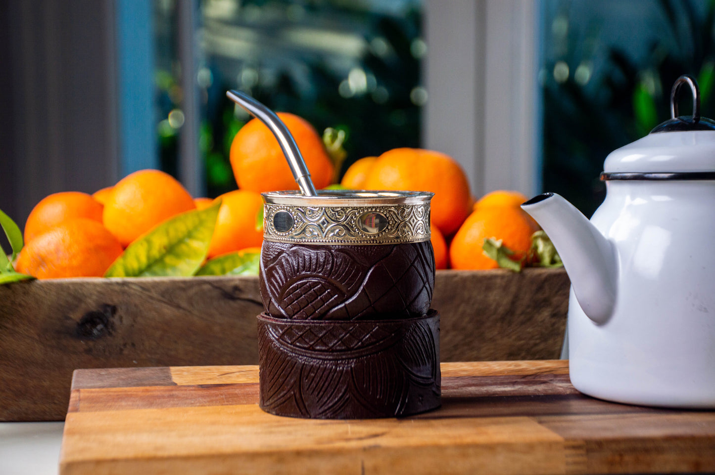 Mate Imperial Leather and Carved Base